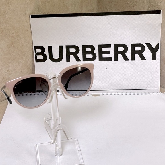 New Burberry BE4316 3899/8G Willow Beige Sunglasses - Picture 3 of 16